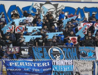 Απίστευτο «τρολάρισμα» στο Περιστέρι- «Πιστόλια» και... απαγορευτικά στη Superleague! (φωτό)